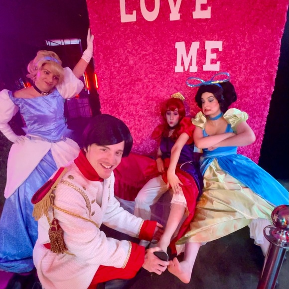 Meet your Posher, Brittany - Picture 3 of 8